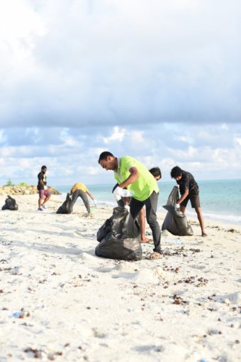 Thinadhoo Beach Cleanup